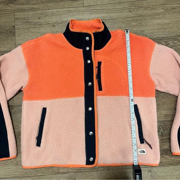 The North Face Women's Cragmont Coral Sunrise and Pink Button Up Fleece Jacket M - Picture 8 of 16